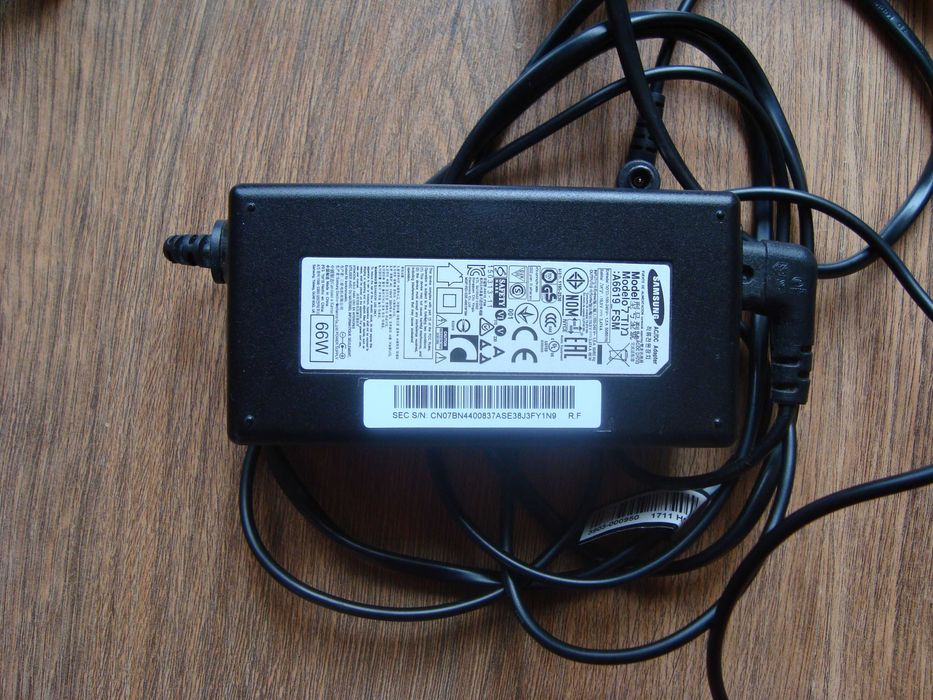 sursa samsung adaptor-19v(3,474a)