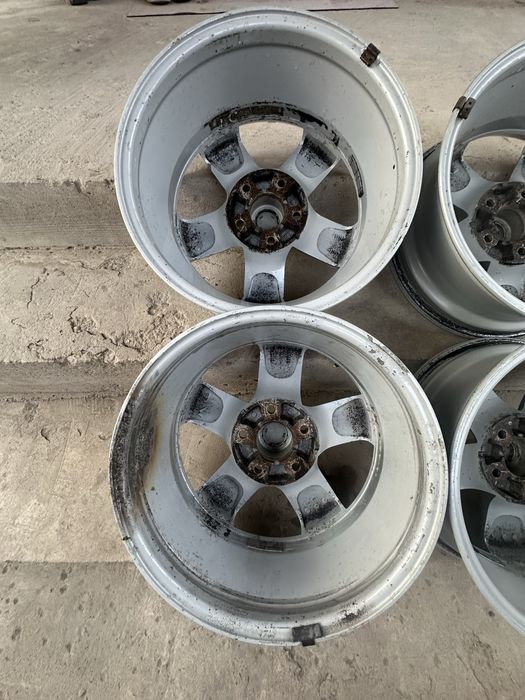 Продам Диски R16 на Ниссан