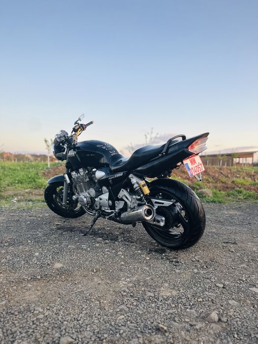 Vand Yamaha xjr 1300 an 2000 Imatriculat Nr negre!/schimb cu scuter