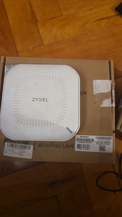 Vând echipamente de rețea la nivel profesional. Router și Access Point.