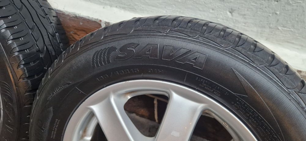 Алуминиеви джанти с гуми 15"