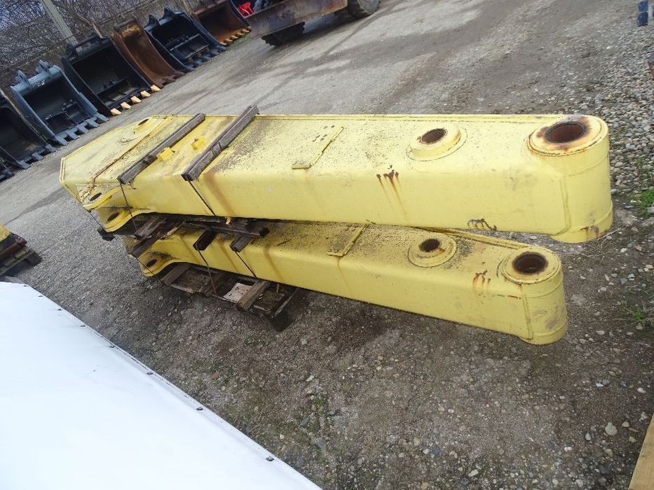 Antebrat excavator  Komatsu ,JCB , CAT ,Hitachi , Case