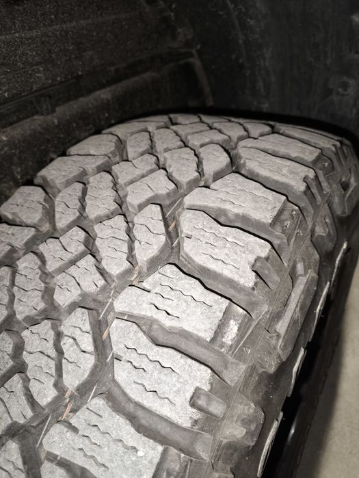 Goodyear wrangler 265/65/17