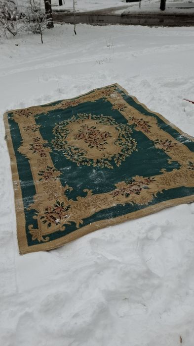 Продам ковер б/у