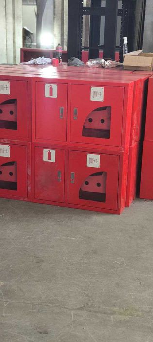Пожарные шкафы для хранения огнетушителей и пожарных кранов
