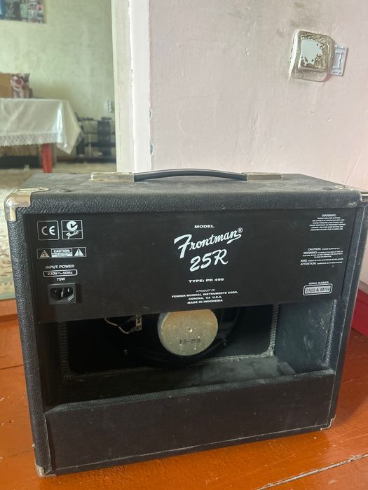 Гитараусилитель fender frontman 25R
