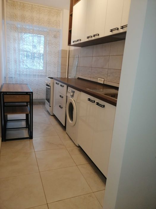 Proprietar, ofer spre inchiriere garsoniera , zona Piata Muncii