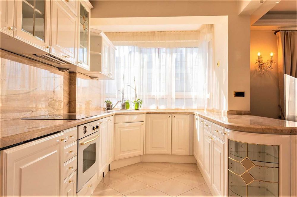 Продава се Тристаен апартамент в София, Лозенец - 147 кв.м за 1429 €/кв.м - Снимка #3