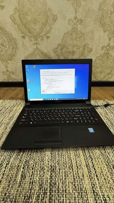 Ноут Lenovo в хорошем состоянии.
