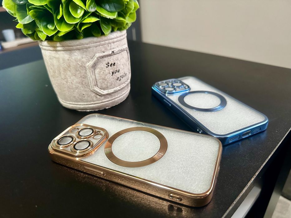 Луксозни кейсове за IPhone 14Pro и 15Pro