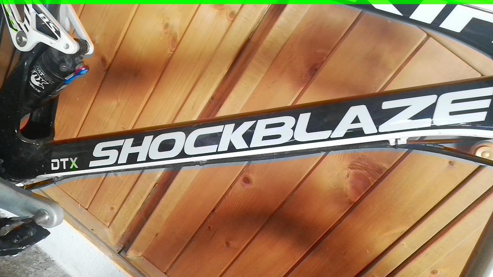 Велосипед Планински Shockblaze