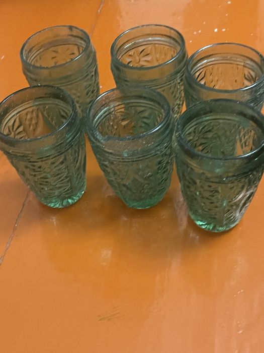 Бір каровка стакан