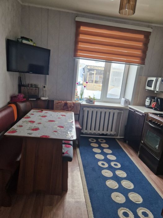 Продам трехкомнатную квартиру
