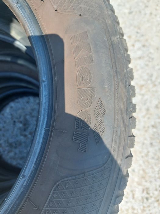 Гуми, зимни 215/60/16 KLEBER