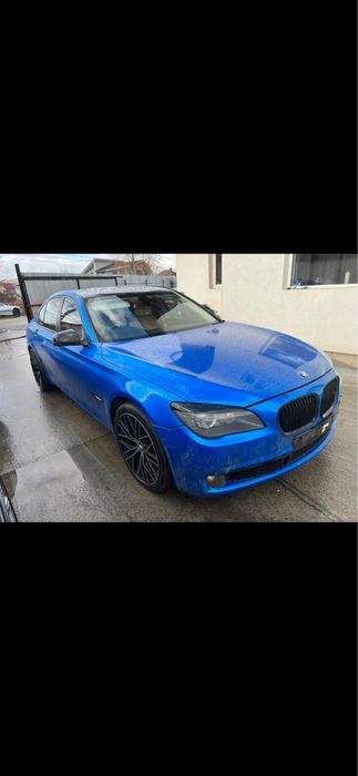 Bmw 740d  f01. Motor 306cp n57d30b