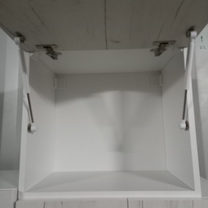 Продаётся кухонный гарнитур новый