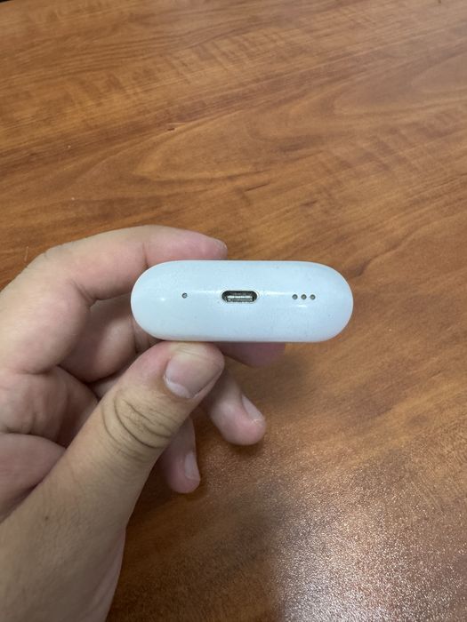 Продам AirPods Pro 2 type c оригинал