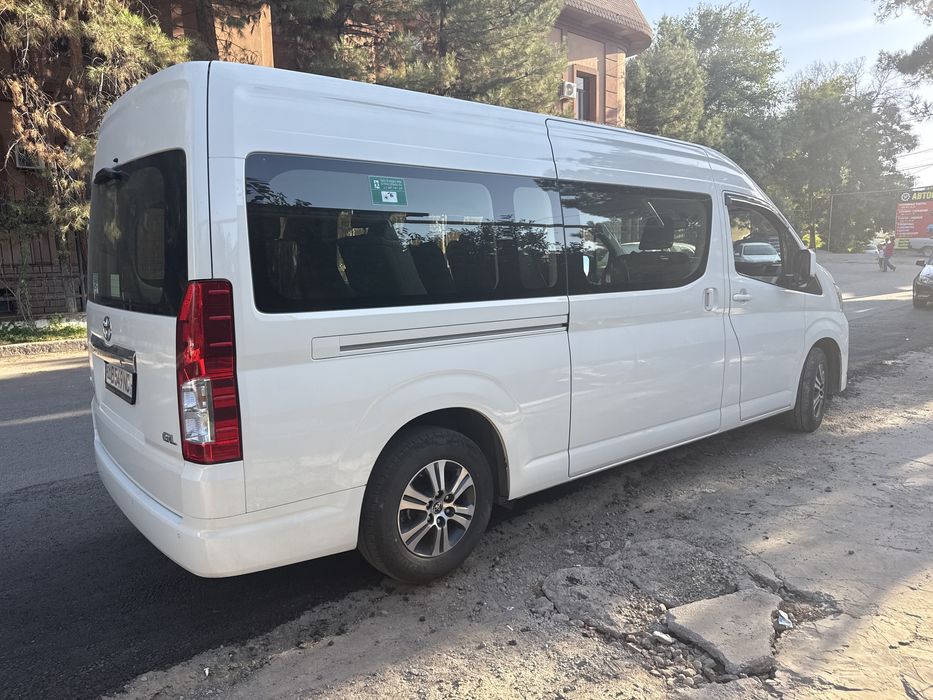 Продается микроавтобус тоета хайс новая