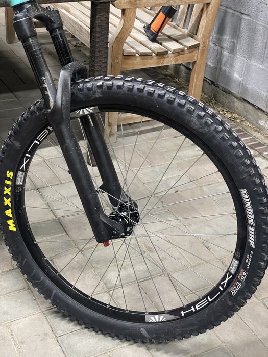 Maxxis 27.5 пара безкамерных .