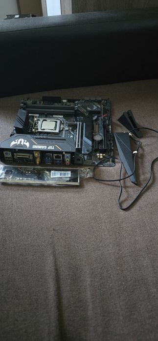 Placa de baza asus tuf socket 1200