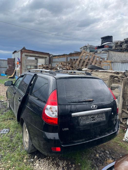 Lada priora  по запчастям