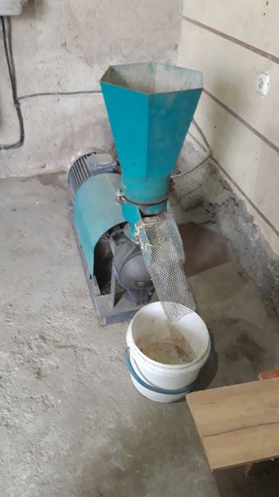 Granulyator aparati yaxshi holatda