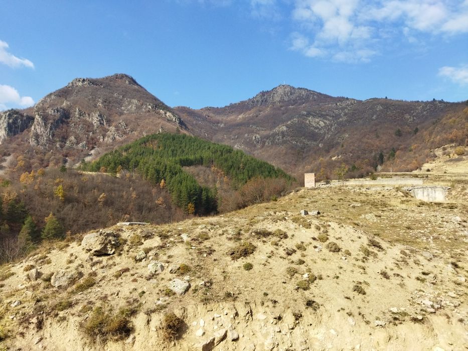 Продава се Парцел в Девин - 30000 кв.м за 42 €/кв.м - Снимка #2