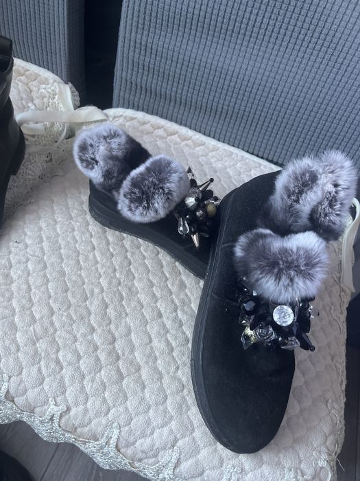 Продам обувь новая