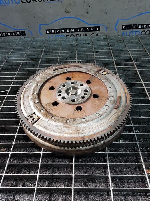 Volanta masa dubla BMW X1 E84 2.0 Diesel 2009 - 2012 163CP Manuala 6 Trepte N47 D20C ...