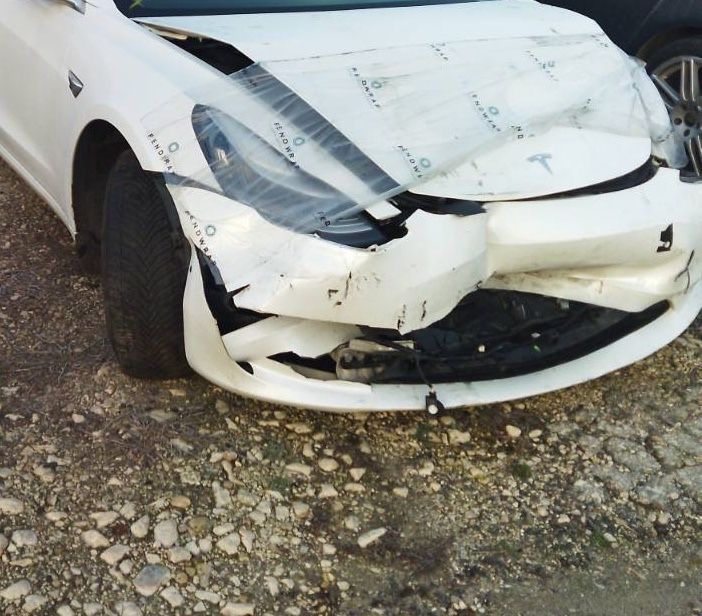 На части 2020 TESLA MODEL 3 STANDARD RANGE реални 84 000 302кс