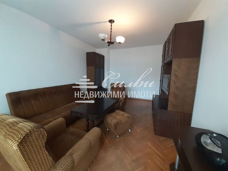 Дава се под наем Двустаен апартамент в Шумен, Добруджански - 65 кв.м за 229.5 € - Снимка #3