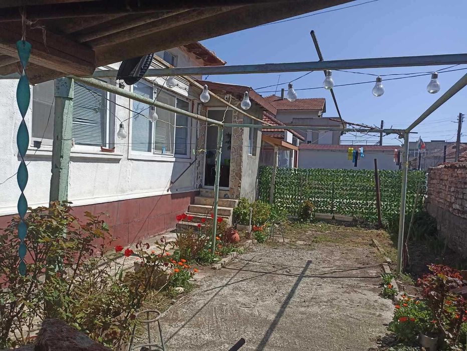 Продава се Къща в Каварна - 95 кв.м за 527 €/кв.м - Снимка #2