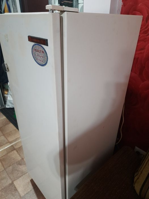 Холодильник хорошо работает