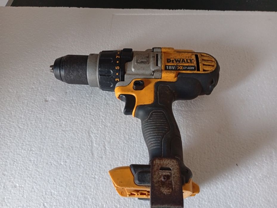 Corp dewalt 18v 3 trepte de viteza