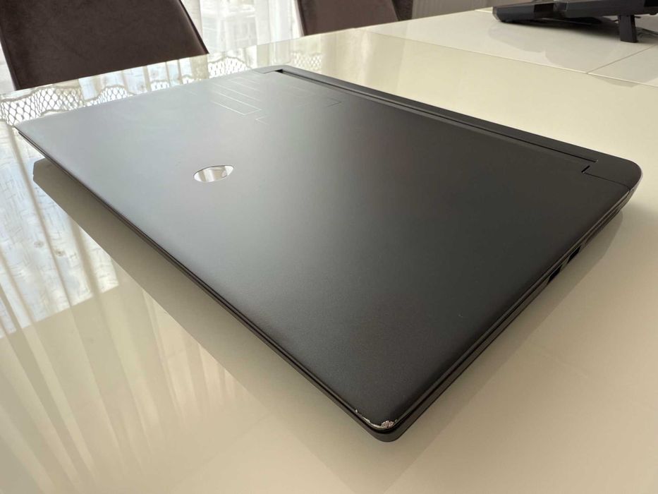 Laptop Gaming Dell Alienware M15 R7 15.6” – i7, RTX 3070 Ti, 32GB RAM