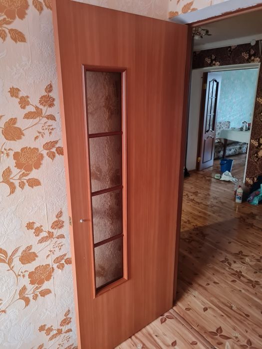 Продам двери в хорошем состоянии