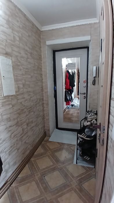 Продаётся в Пришахтинске 3х комн. квартира
