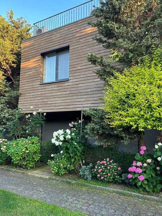 Продава се Къща в Бяла - 180 кв.м за 1167 €/кв.м - Снимка #20