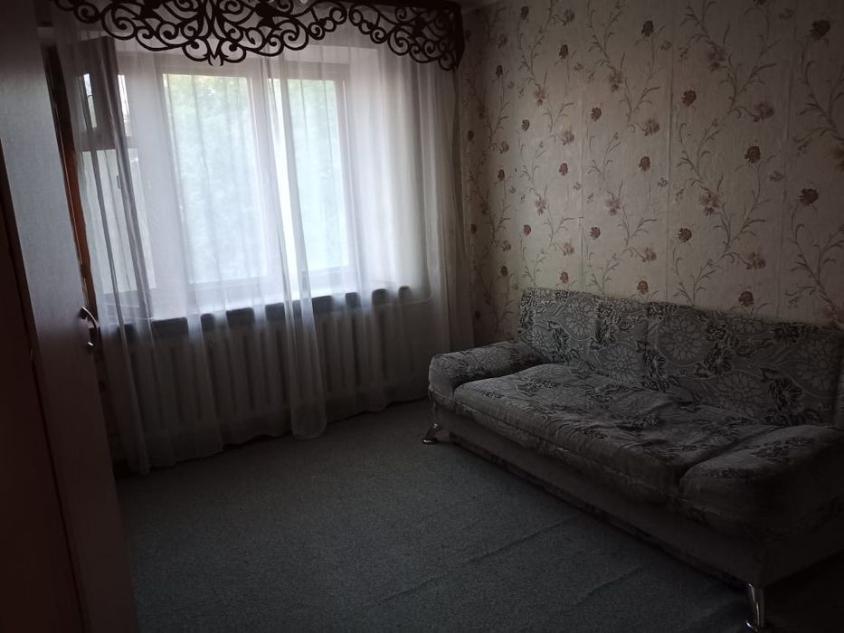 Продам двухкомнатную общежития