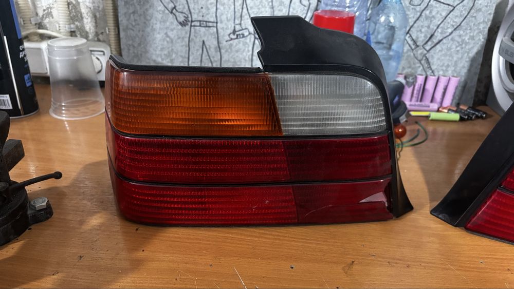 Задние фонари BMW E36