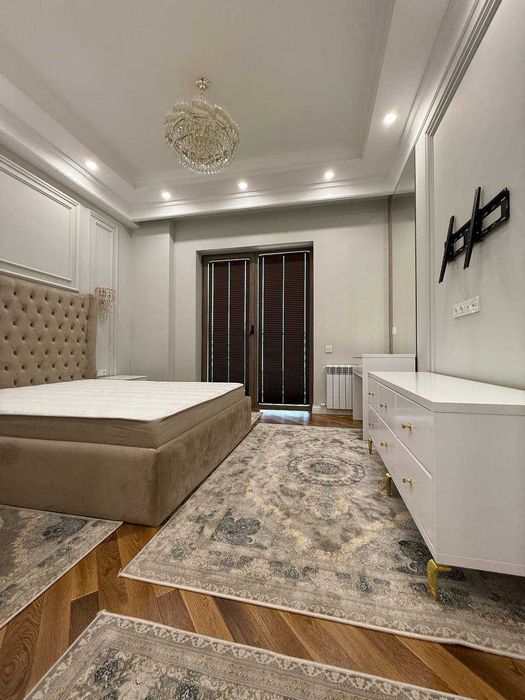 Продается квартира в Ташкент Сити Гарденс Вид на  двор Сквозной 110м²