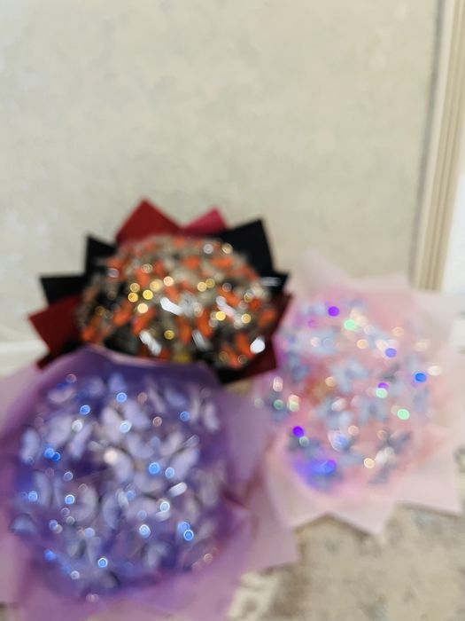 Бабочка в букете