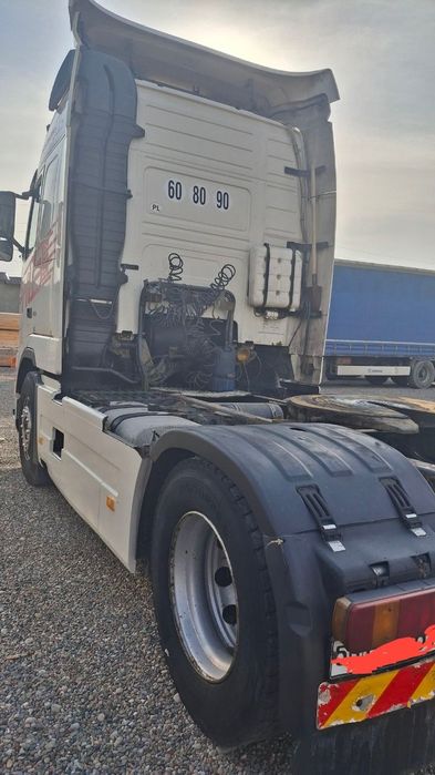 Volvo FH-12. Tyagach. 2005 yil. .