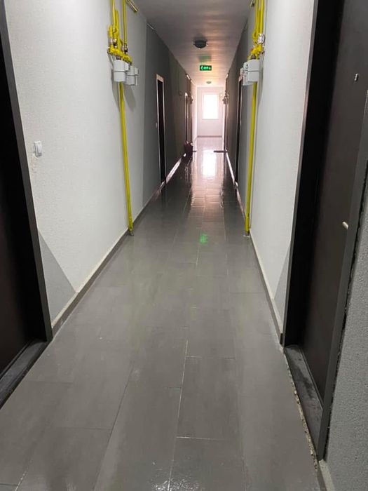 Curatenie Scari de Bloc