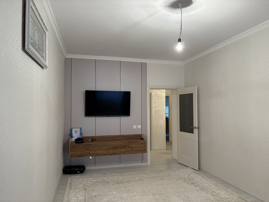 Продается 2 комн квартира