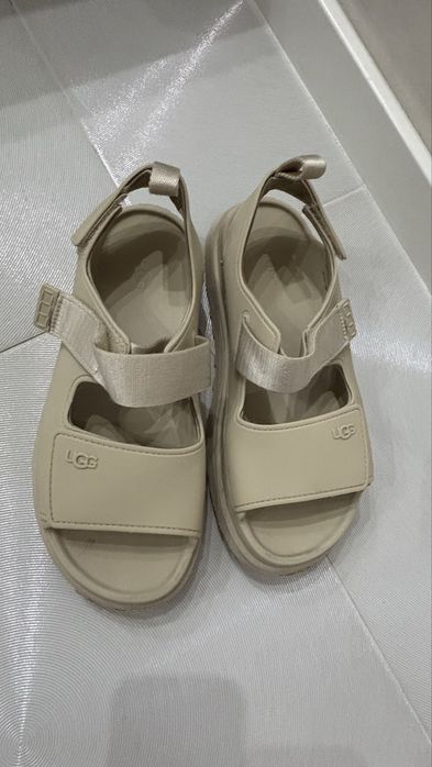 UGG сандали 38 номер
