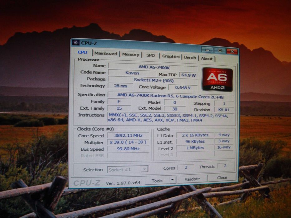 Procesor AMD A6 7400k 3.9Ghz APU socket FM2+ 2CPU 4GPU + cooler nou