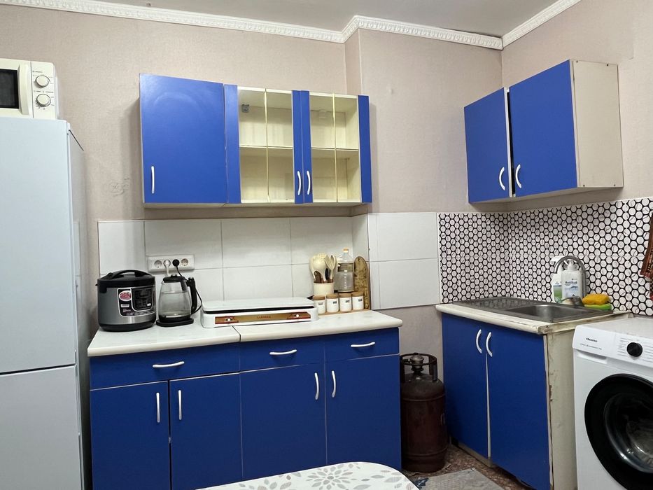 Продом кухонный гарнитура