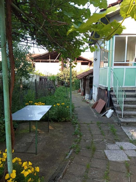 Продава се Къща в Етрополе - 90 кв.м за 739 €/кв.м - Снимка #1