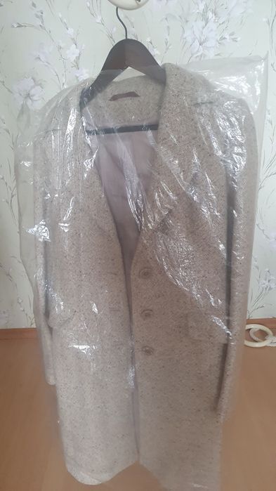Продам женское  пальто
